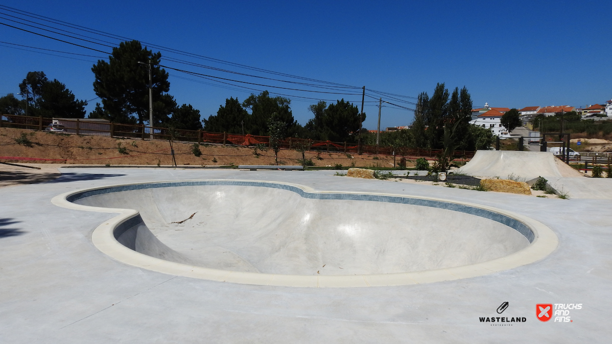 São Pedro da Cadeira skatepark